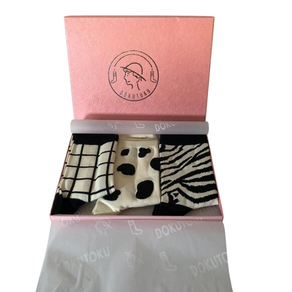 Dokutoku Animal Patterned Crew Socks Gift Box Set 3 Pairs Womens Black White NEW - Picture 3 of 5